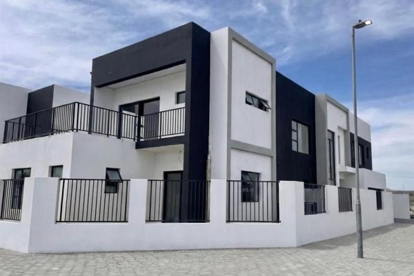 4 Bedroom Property for Sale in Sandown Western Cape